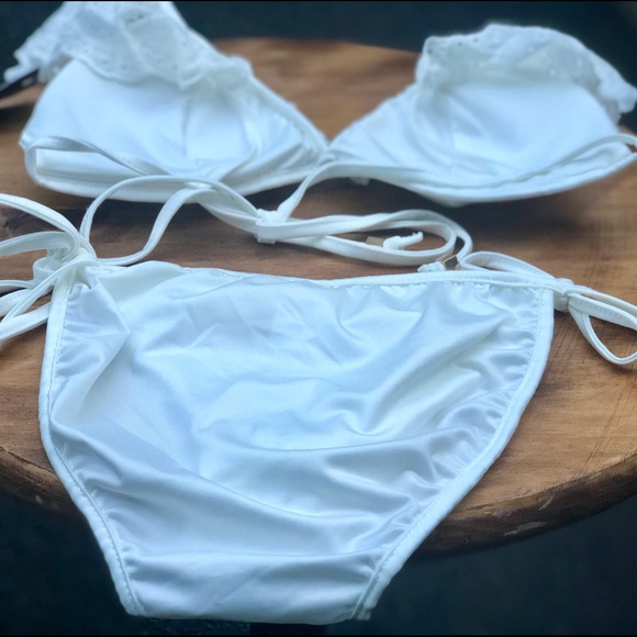 NWT Nasty Gal “Hold You’re Thread High Bikini” - Picture 4 of 8